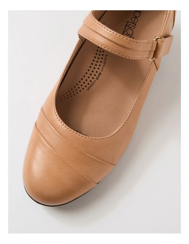 Larsin Dark Tan Leather Heels image 4