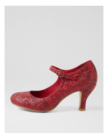 Red colour