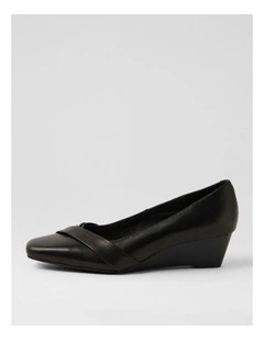 Savers Black Leather Heels