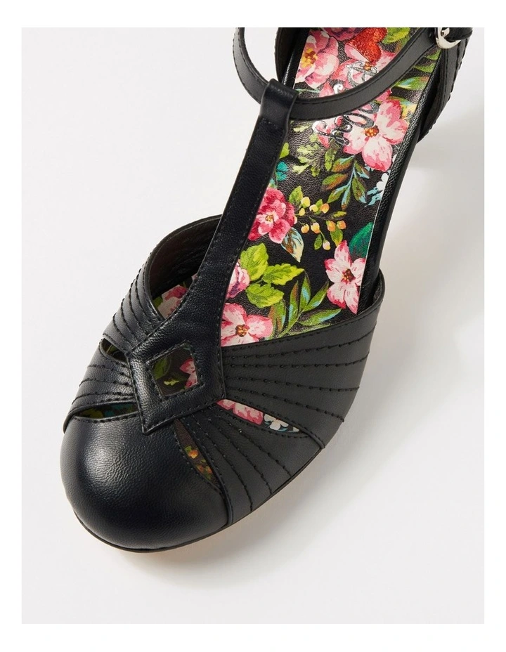 Mildan Black Heels image 4