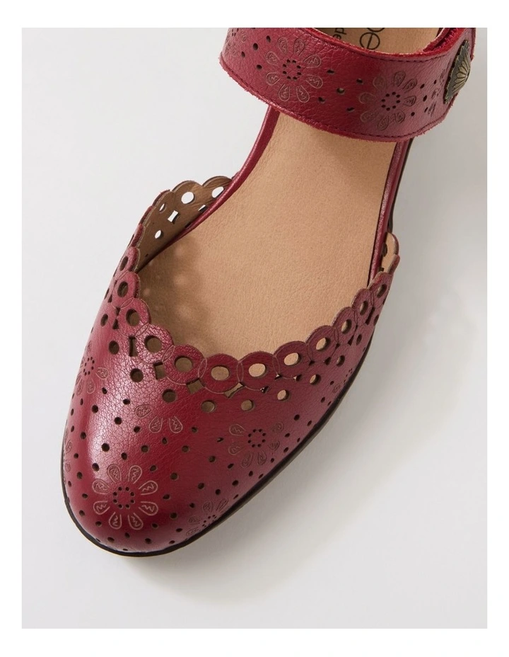 Rylie D Pinot Leather Heels image 4