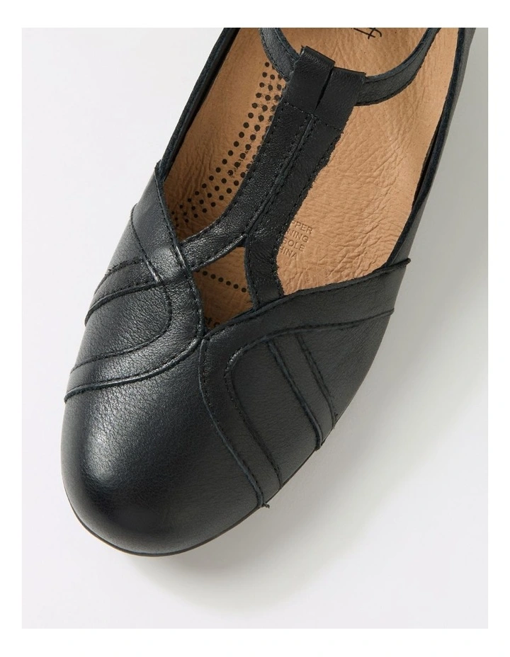 Latissh Black Leather Heels image 4