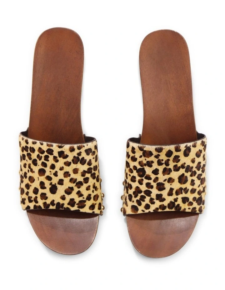 I See Fire Clog in Leopard image 2