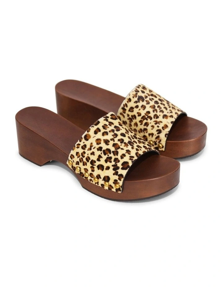 I See Fire Clog in Leopard image 3