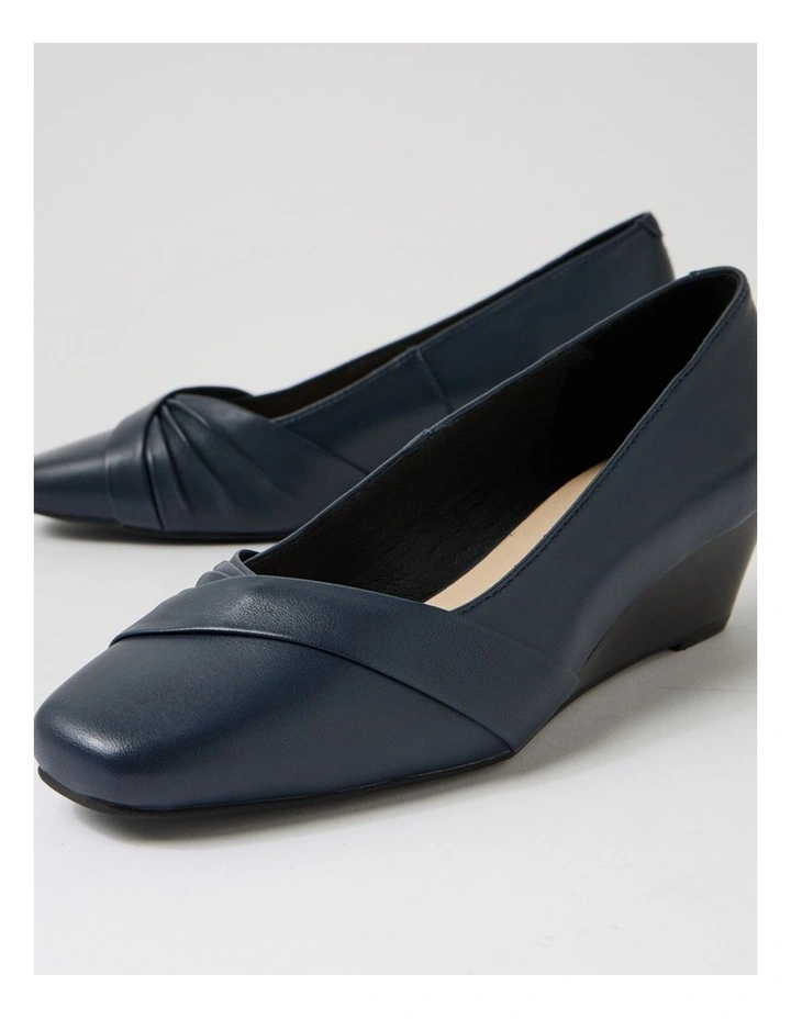 Savers Navy Leather Heels image 5