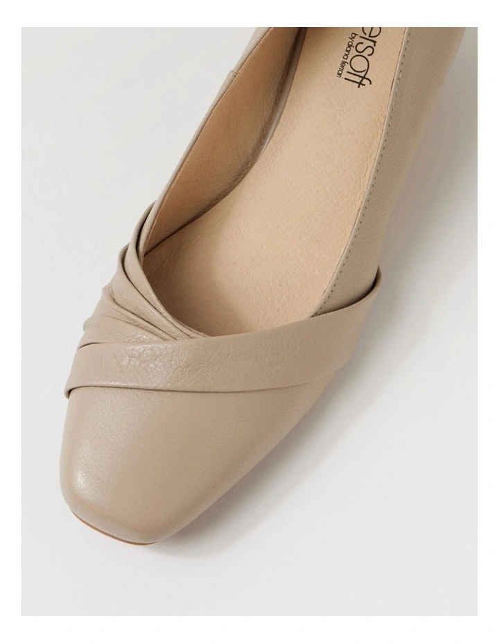 Savers Stone Leather Heels image 4