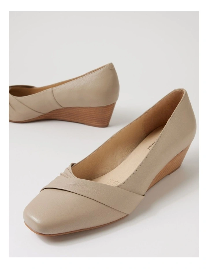 Savers Stone Leather Heels image 5