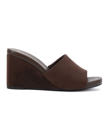 Brown colour