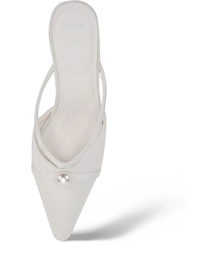 Poise in White Satin image 4