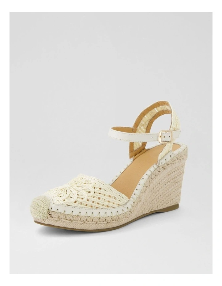 Gelloh Cream Multi Heels image 2