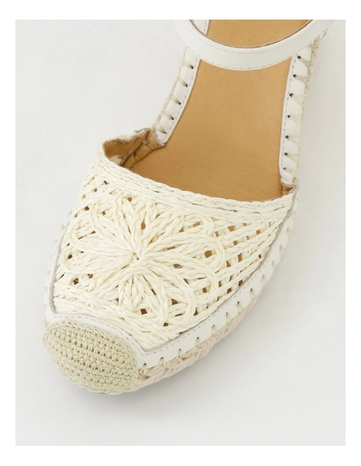 Gelloh Cream Multi Heels image 4