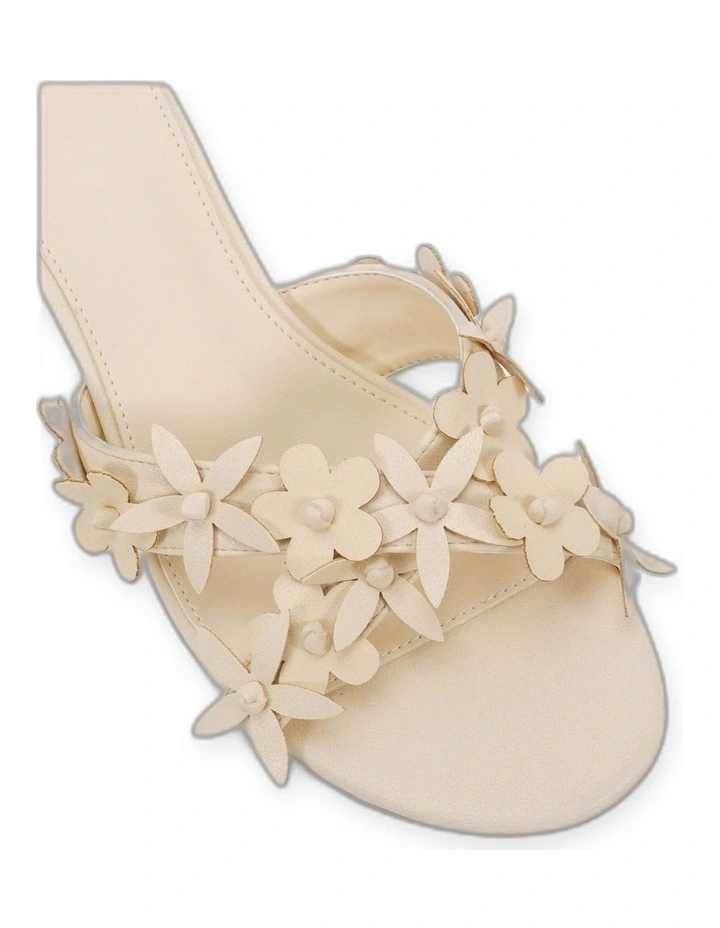 VINCENZIA - BUTTER image 3