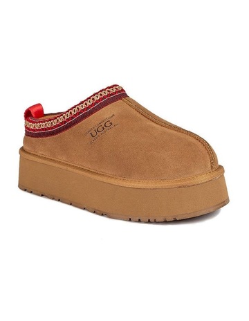 Chestnut colour