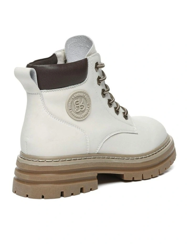 Everau Unisex Stephanie Boots image 3