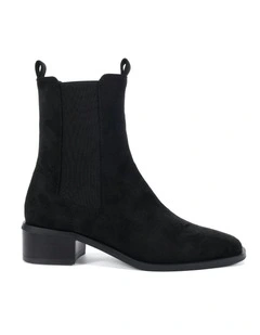 DALTA Chelsea Ankle Boots - Black Suede