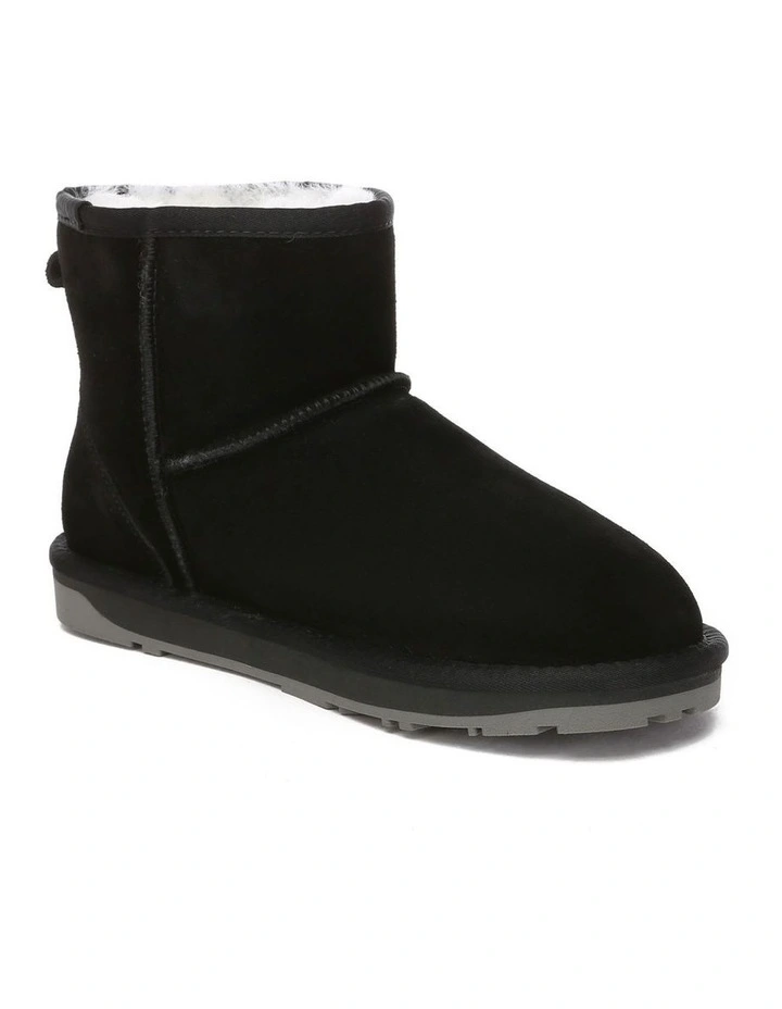 Everau Unisex Mini Classic Suede Boots image 2