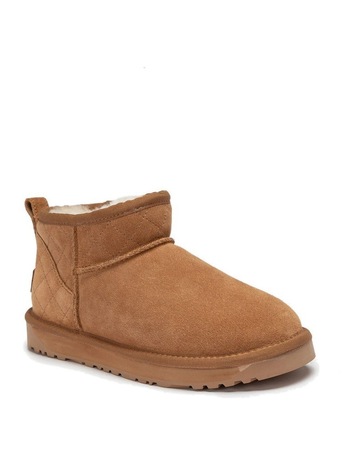 Chestnut colour