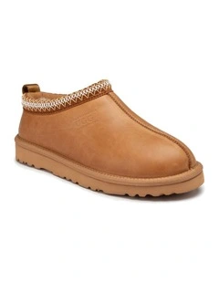 UGG Sydney Oiled Leather Water-Resistant Slipper in Chestnut