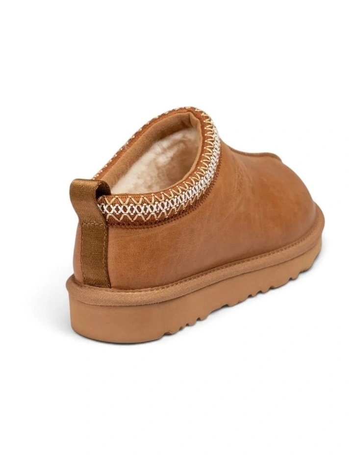 UGG Sydney Oiled Leather Water-Resistant Slipper in Chestnut image 4