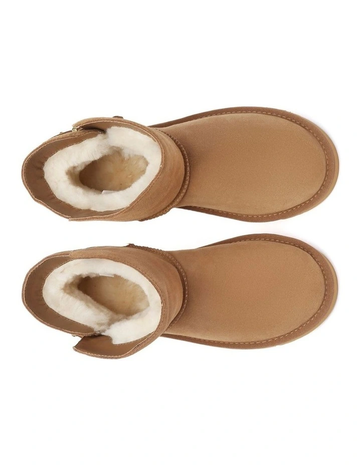 Australian Shepherd UGG Mini Winza Boots image 5