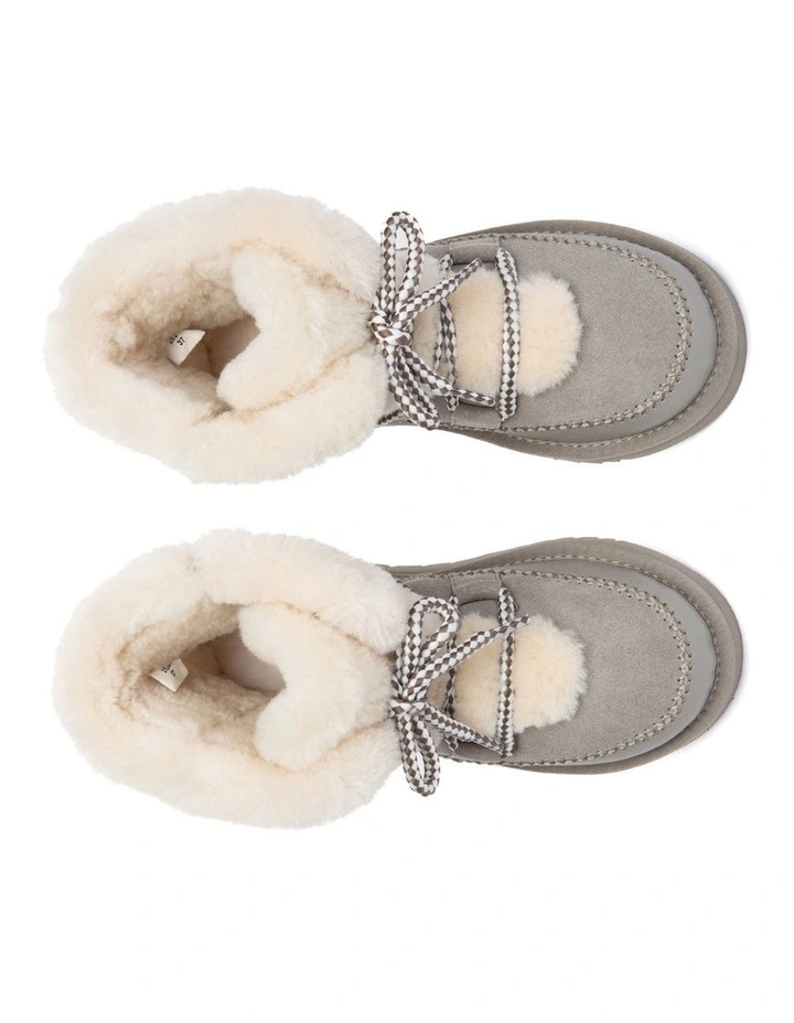 Australian Shepherd UGG Women Elvora Short Boots image 3