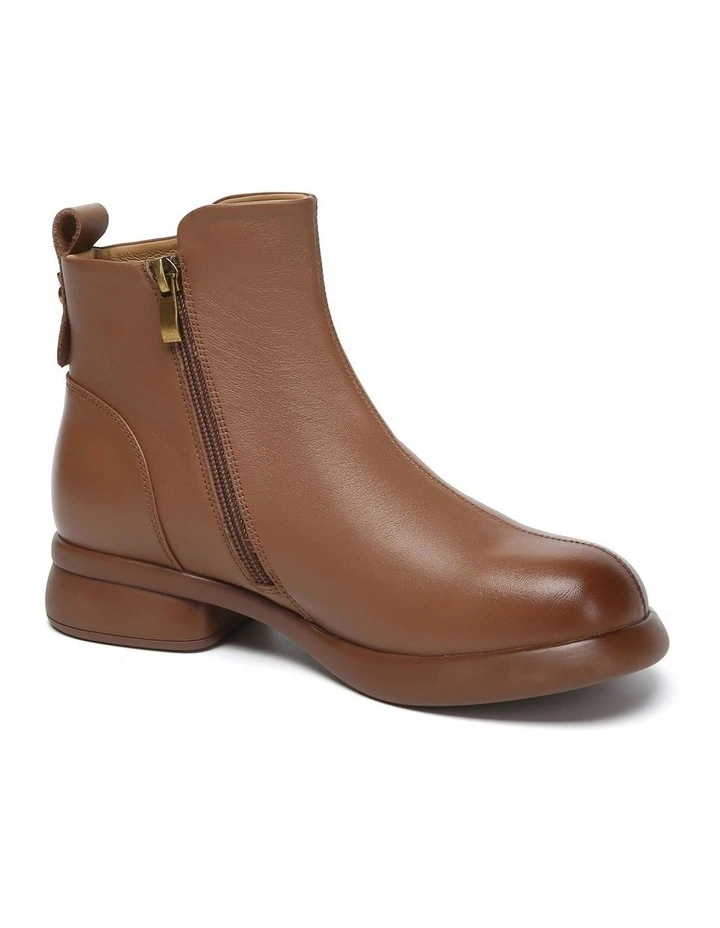 Everau Women Chapple Leather Boots image 2