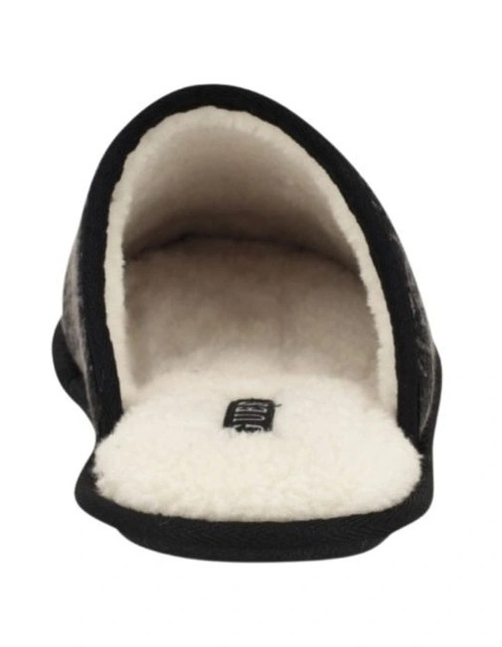 Xellen Slippers in Black image 4