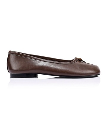 Chocolate colour