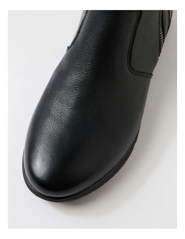 Newara Black Leather Ankle Boots image 4