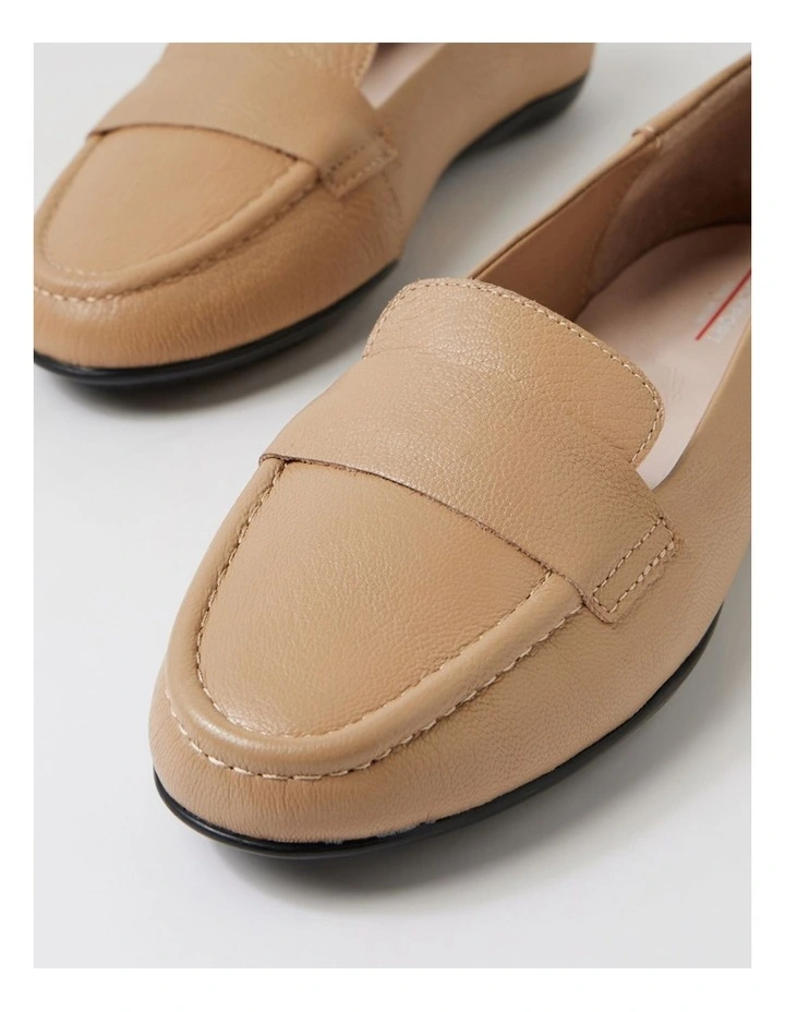 Aven Camel Leather Flat Shoes image 5
