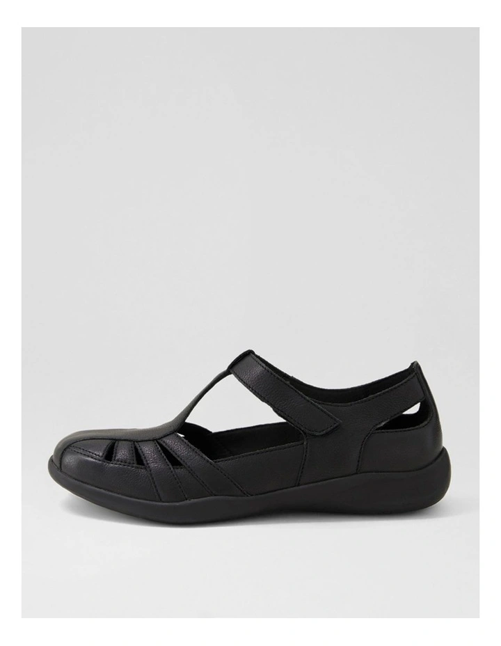 Evanie D Black Leather Flat Shoes image 1