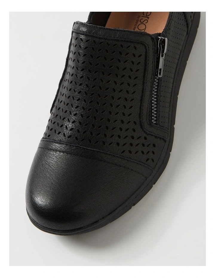 Dallias Black Leather Flat Shoes image 4