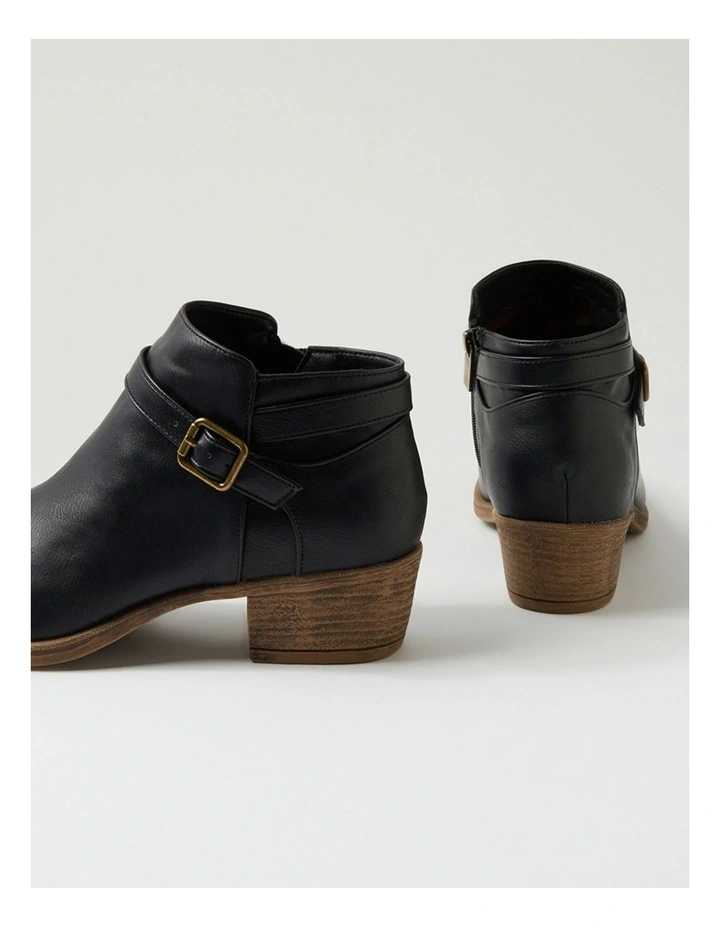 Altoner Black Ankle Boots image 5