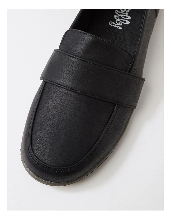 Sonto Black Flat Shoes image 4