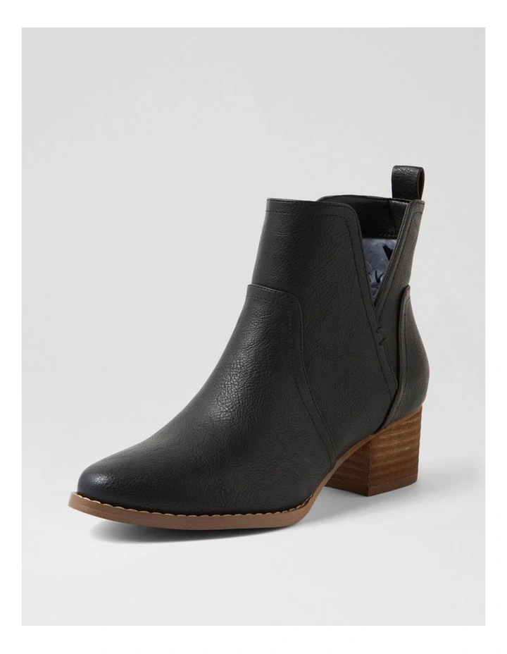 Leriko Black Ankle Boots image 2