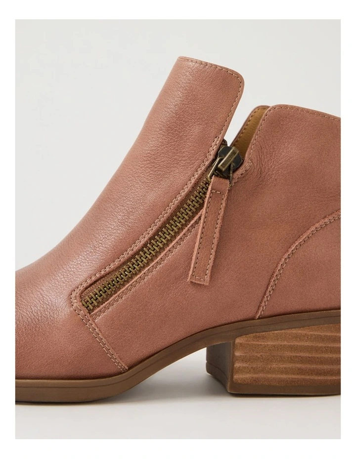 Zoner Coco Natural Leather Ankle Boots image 5