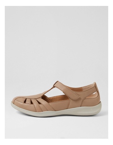 Neutral colour