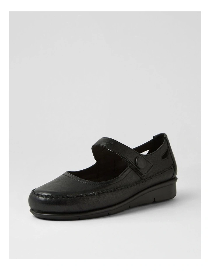 Peregrine Black Leather Flat Shoes image 2