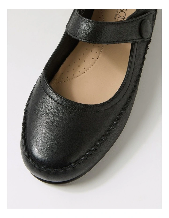 Peregrine Black Leather Flat Shoes image 4