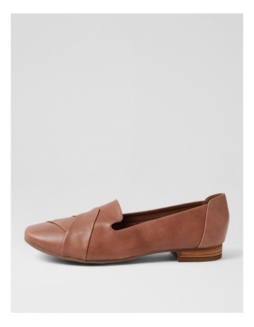 Tan colour