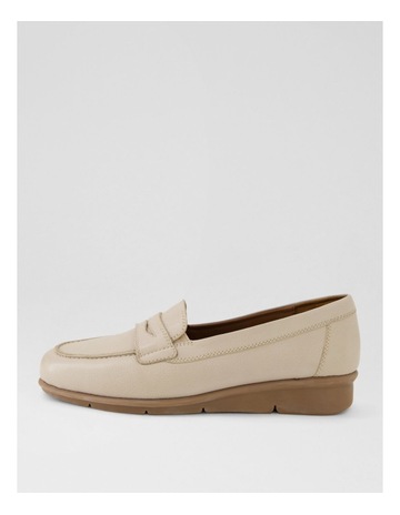 Neutral colour