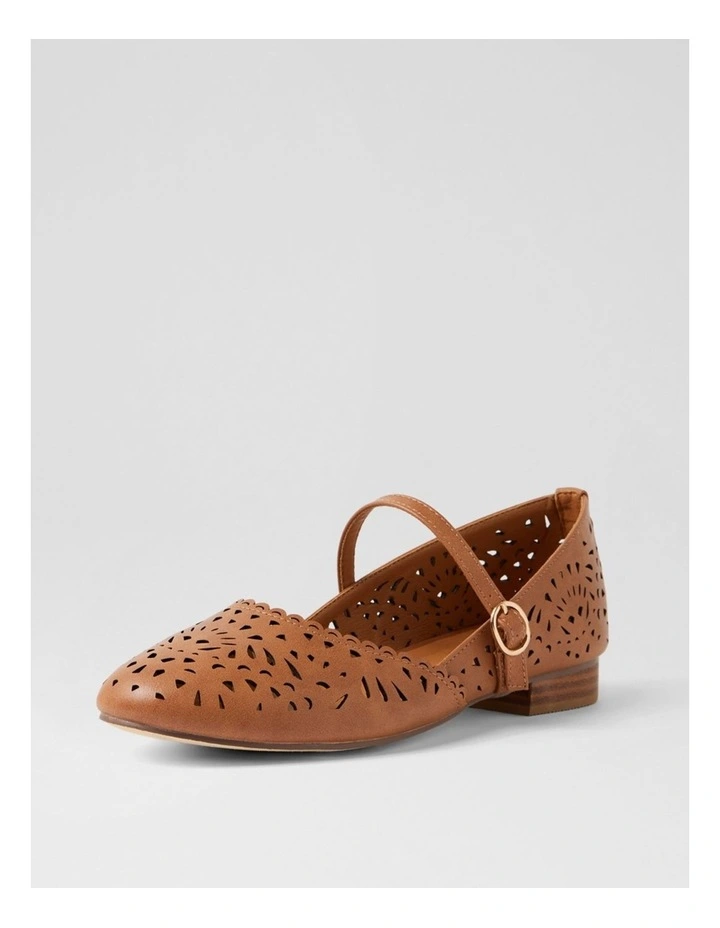 Aronta Tan Flat Shoes image 2