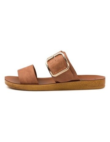 Tan colour