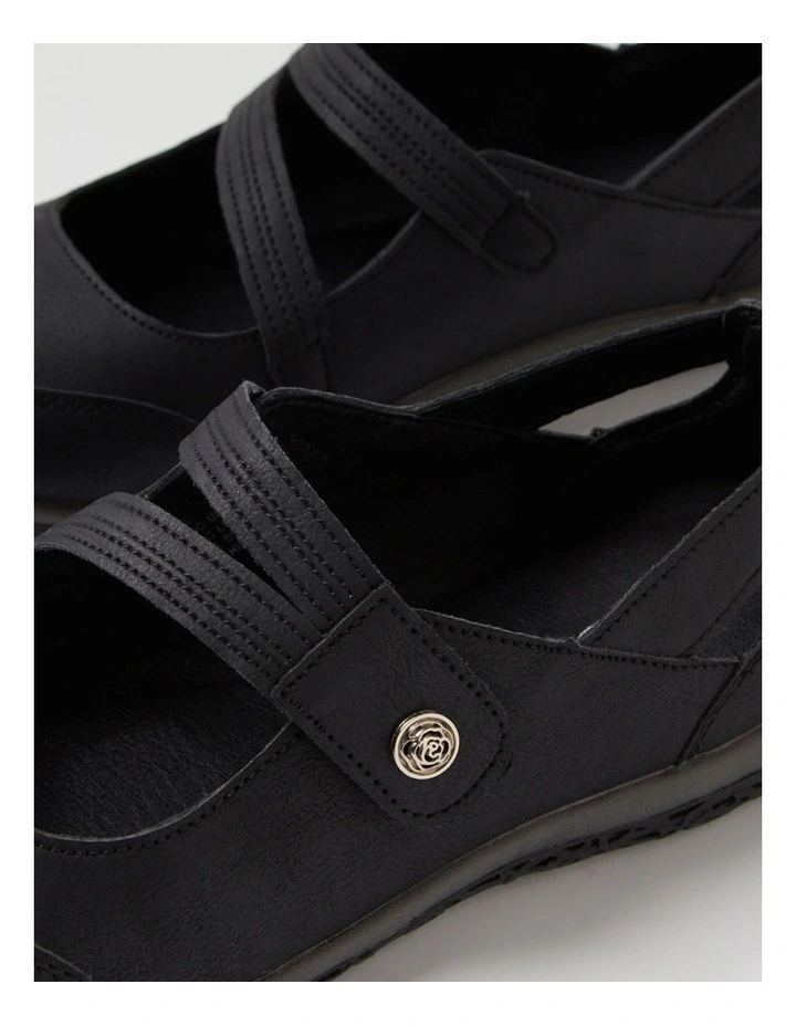 Sultor Black Flat Shoes image 5