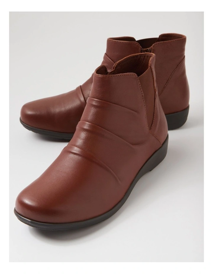 Panka Cognac Leather Elastic Ankle Boots image 5