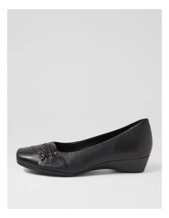 REVERSE-SU-BLACK-LEATHER