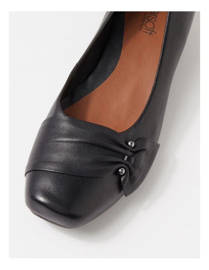 REVERSE-SU-BLACK-LEATHER image 4