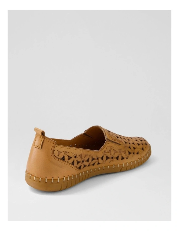 Bondie Tan Leather Loafers image 3