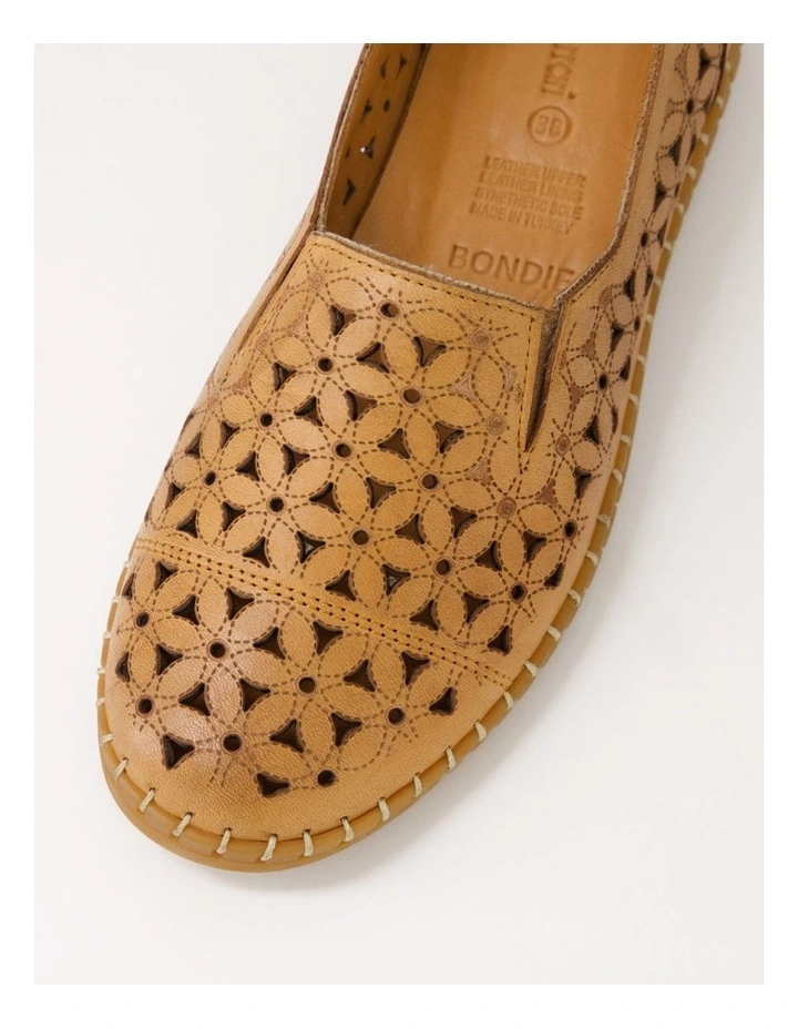 Bondie Tan Leather Loafers image 4