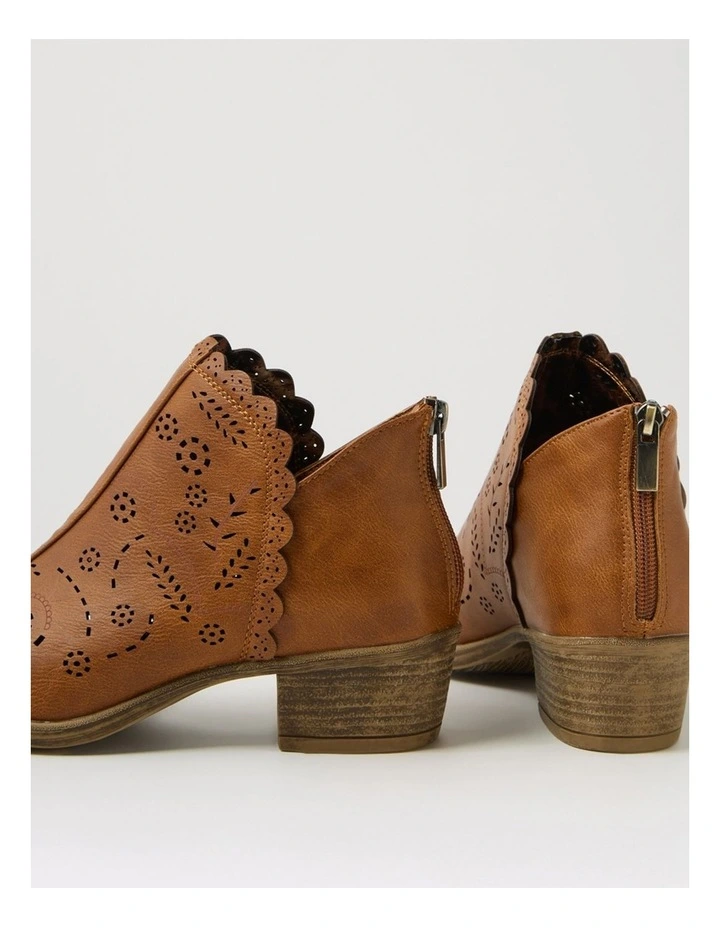 Arino Cognac Ankle Boots image 5